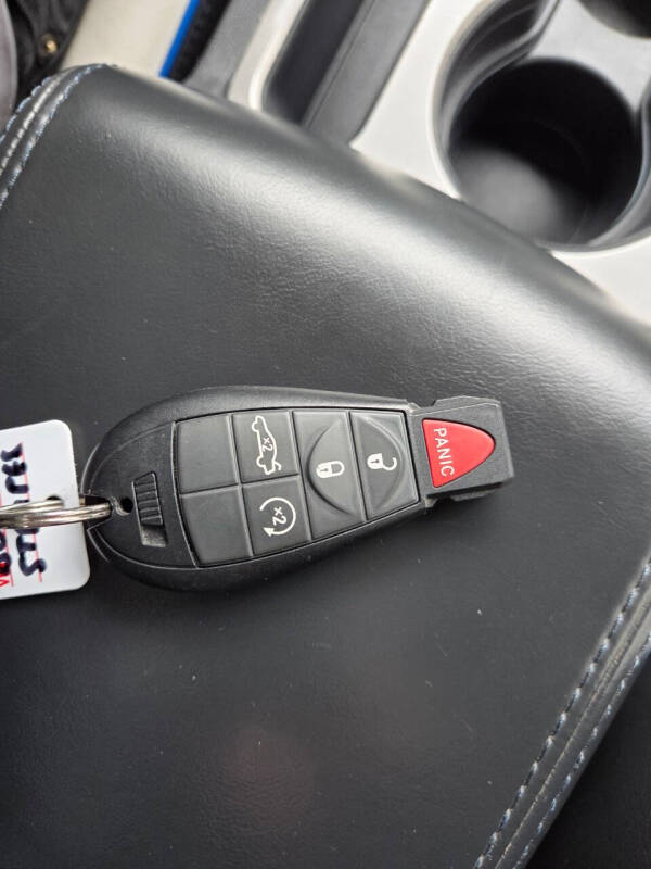 2011 Dodge Challenger SRT8 392