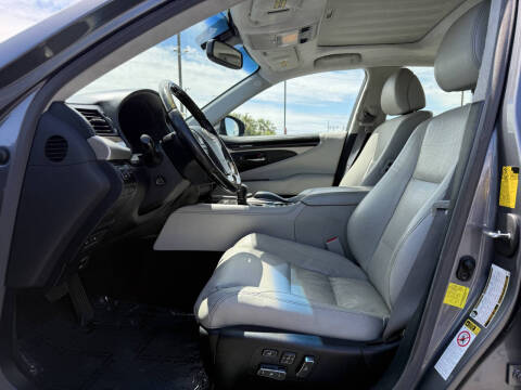 2014 Lexus LS 460