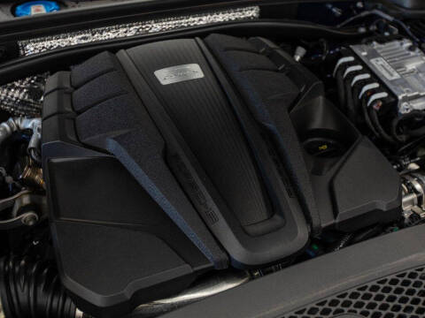 2024 Porsche Macan S