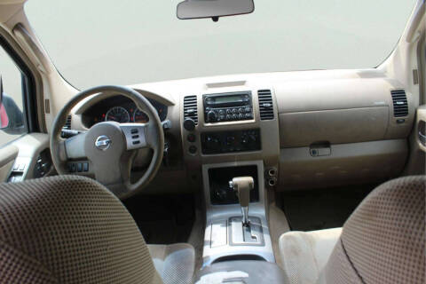 2007 Nissan Pathfinder LE