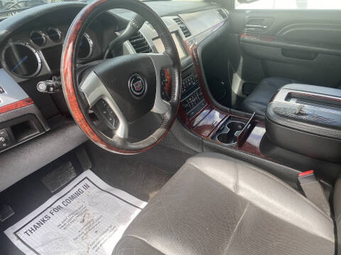 2013 Cadillac Escalade Premium