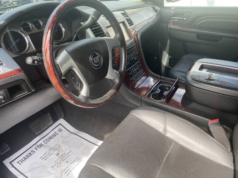 2013 Cadillac Escalade Premium