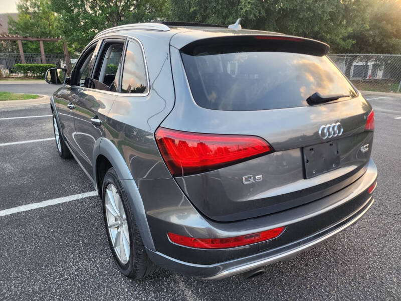 2017 Audi Q5 2.0T quattro Premium Plus