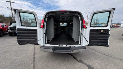 2025 Chevrolet Express 2500