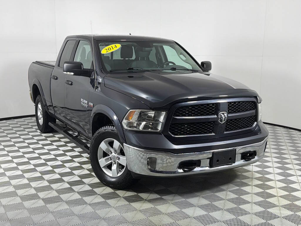 Gray 2014 Ram 1500 SLT 4x4 SLT 4dr Quad Cab 6.3 ft. SB Pickup 2