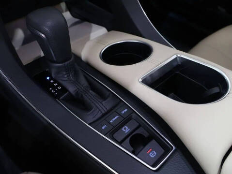 2019 Toyota Avalon XLE