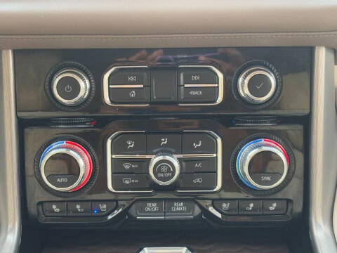 2023 GMC Yukon XL Denali