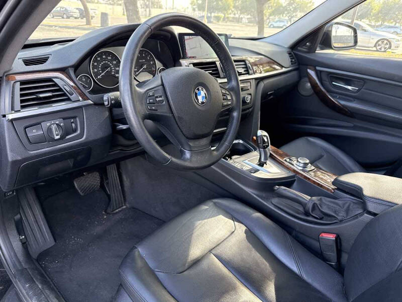 2013 BMW 3 Series 328i