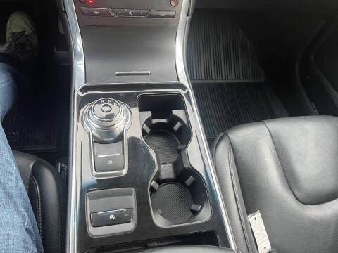 2019 Ford Edge Titanium