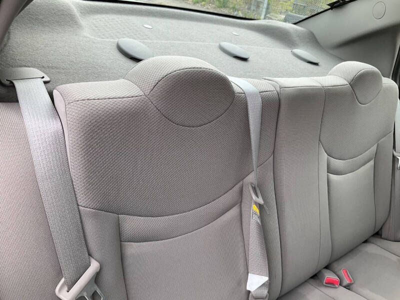 2003 Saturn Ion 2
