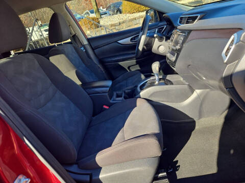 2016 Nissan Rogue SV