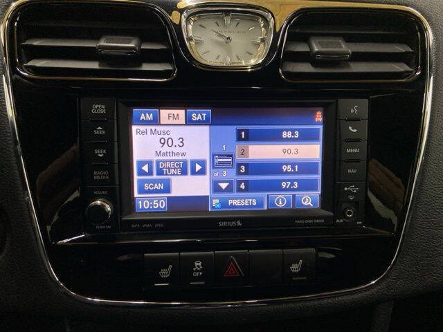 2012 Chrysler 200 Limited