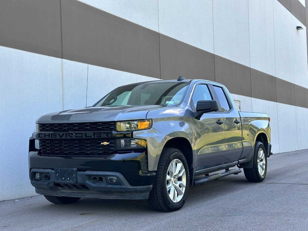 2020 Chevrolet Silverado 1500 for sale at Phoenix Motor Co in Romulus, MI