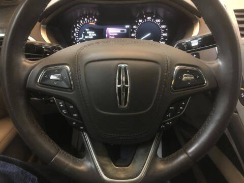 2017 Lincoln MKZ Reserve
