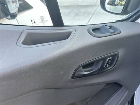 2023 Ford Transit 350 XLT