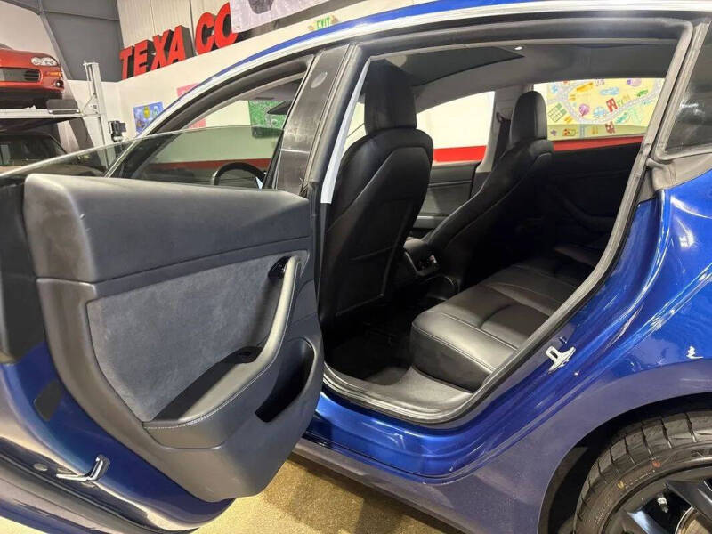 2019 Tesla Model 3 Long Range