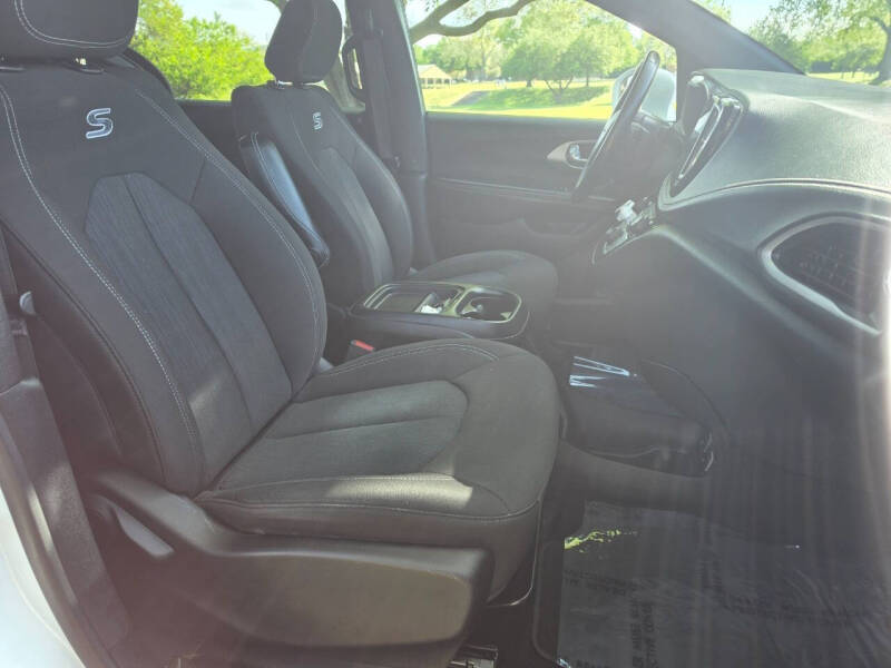 2021 Chrysler Pacifica Touring