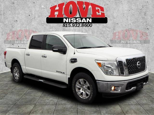 2017 Nissan Titan SV