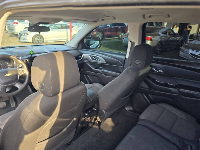 2021 Chevrolet Traverse LS