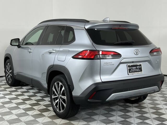 2023 Toyota Corolla Cross XLE