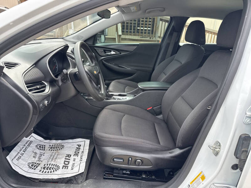 2023 Chevrolet Malibu LT