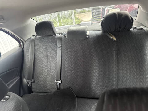 2011 Toyota Yaris