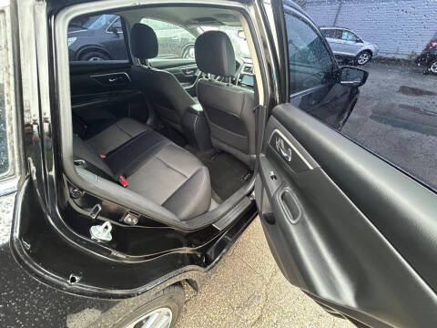 2016 Nissan Altima 2.5 SR