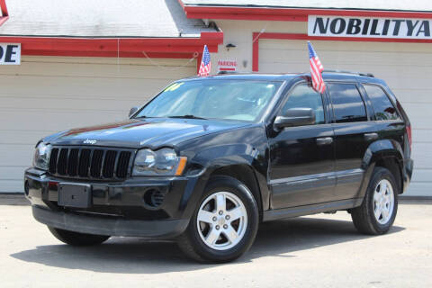 2006 Jeep Grand Cherokee Laredo