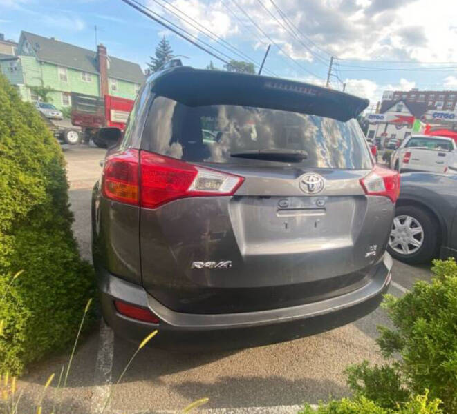 2014 Toyota RAV4 LE