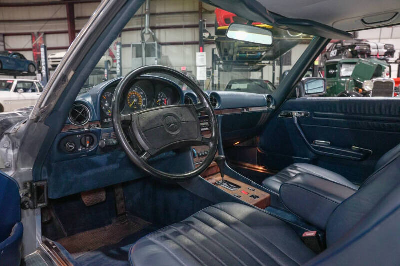 1989 Mercedes-Benz 560-Class 560 SL