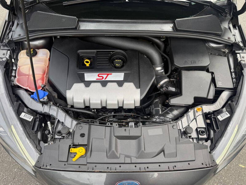 2017 Ford Focus ST