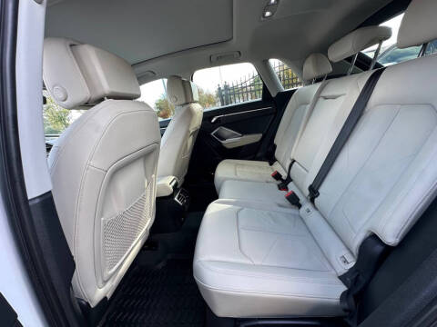 2020 Audi Q3 quattro S line Prem Plus 45 TFSI