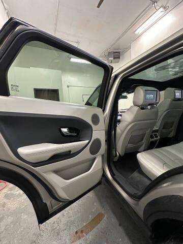 2012 Land Rover Range Rover Evoque Prestige