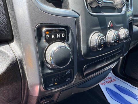2024 RAM 1500 Classic SLT