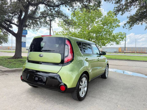 2016 Kia Soul +