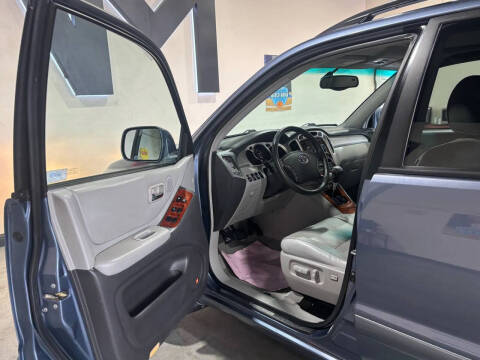 2004 Toyota Highlander Limited