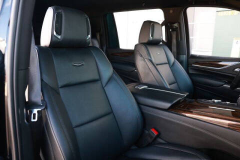 2023 Cadillac Escalade ESV Luxury