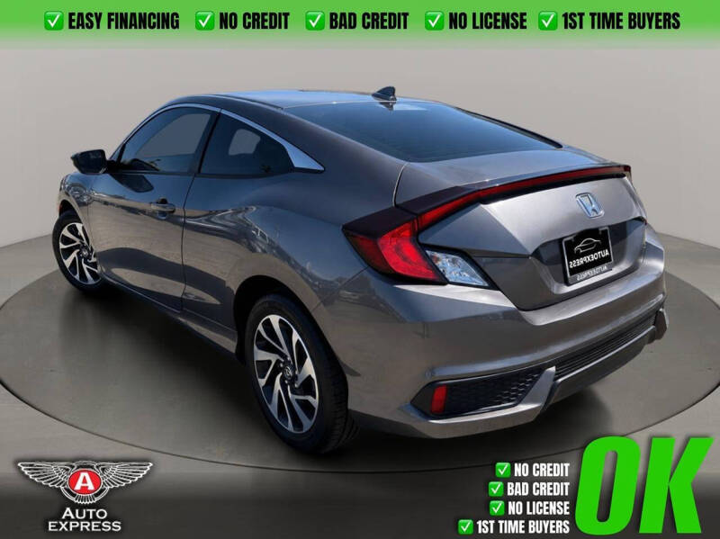 2017 Honda Civic LX-P