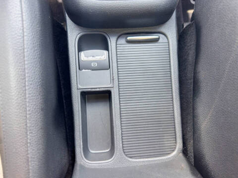 2017 Volkswagen Tiguan 2.0T Wolfsburg Edition