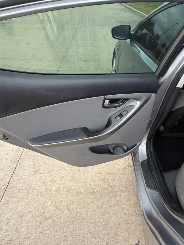 2012 Hyundai Elantra Limited
