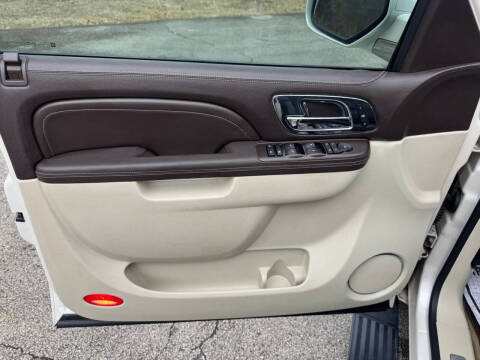 2010 Cadillac Escalade ESV Platinum Edition