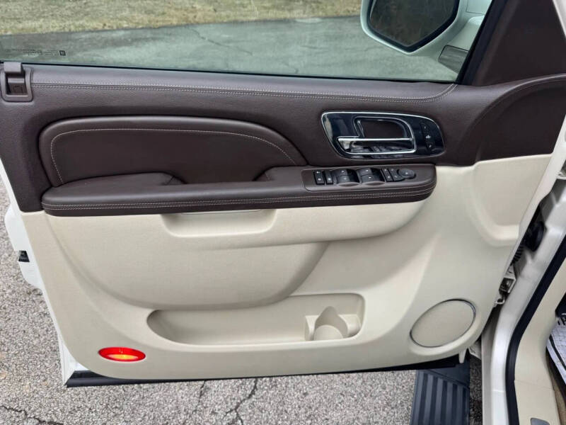 2010 Cadillac Escalade ESV Platinum Edition