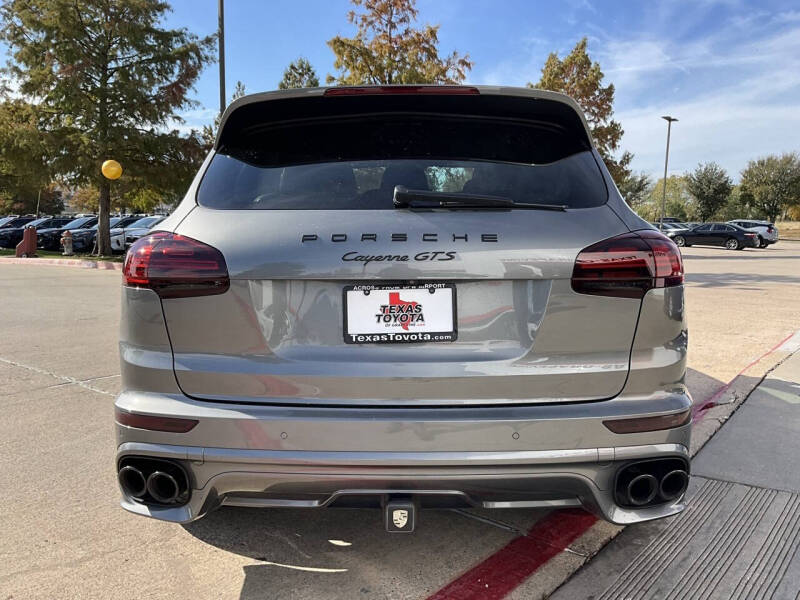 2016 Porsche Cayenne GTS