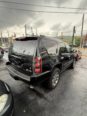 2010 GMC Yukon Denali