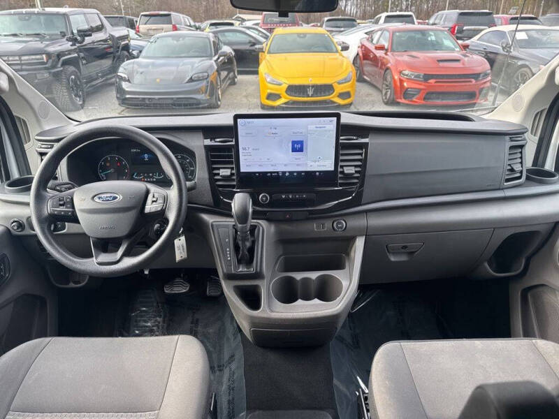 2023 Ford Transit 350 XLT