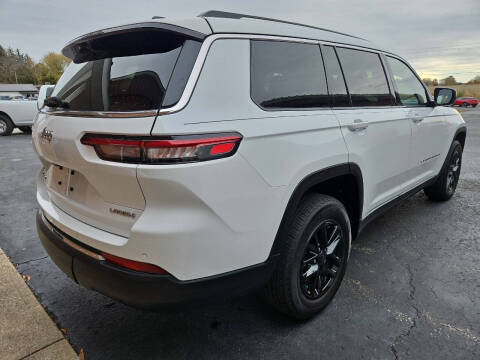 2023 Jeep Grand Cherokee L Laredo