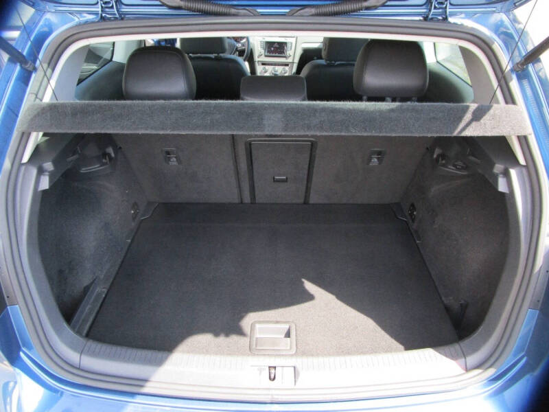 2015 Volkswagen Golf TSI S