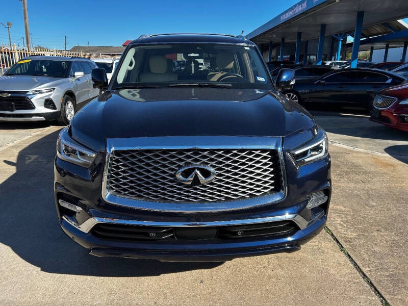 2022 Infiniti QX80 Luxe