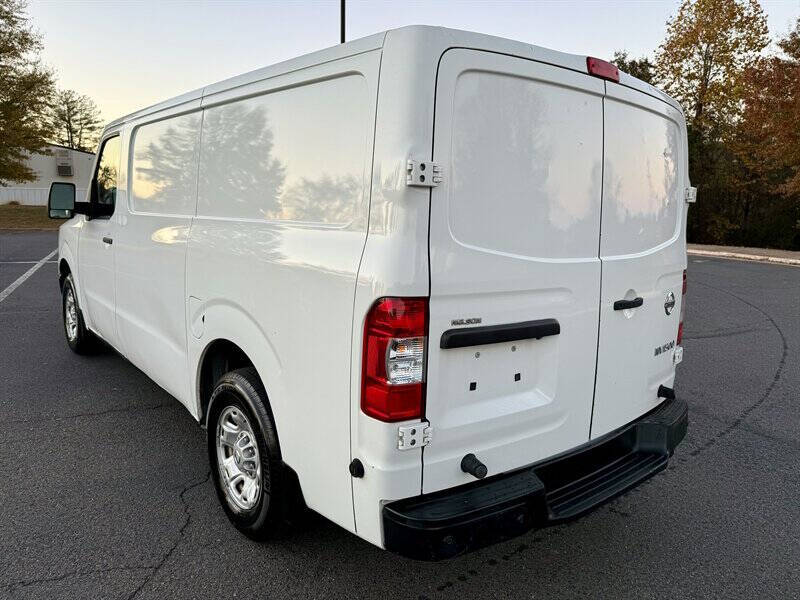 2018 Nissan NV 1500 SV