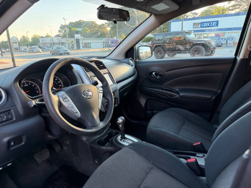 2019 Nissan Versa